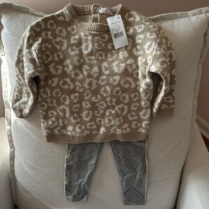 Miniclasix - NWT Beige Leopard Print Sweater and Gray Leggings Set